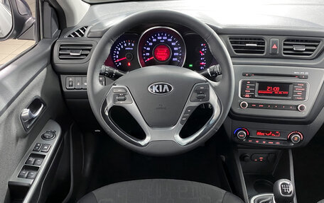 KIA Rio III рестайлинг, 2015 год, 979 000 рублей, 17 фотография