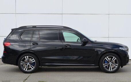 BMW X7, 2022 год, 9 290 000 рублей, 2 фотография