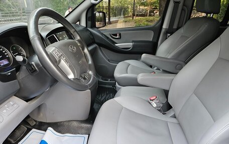 Hyundai Grand Starex Grand Starex I рестайлинг 2, 2021 год, 2 800 000 рублей, 10 фотография