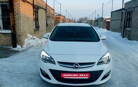 Opel Astra J, 2013 год, 800 000 рублей, 10 фотография