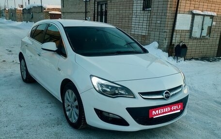 Opel Astra J, 2013 год, 800 000 рублей, 5 фотография