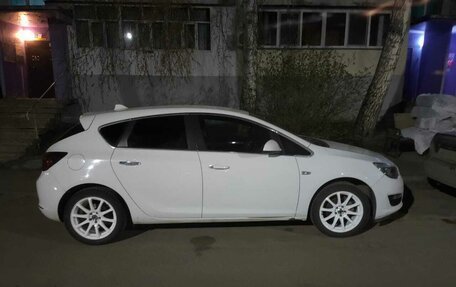 Opel Astra J, 2013 год, 800 000 рублей, 22 фотография