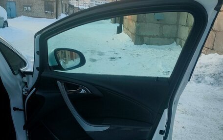 Opel Astra J, 2013 год, 800 000 рублей, 24 фотография