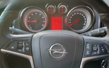 Opel Astra J, 2013 год, 800 000 рублей, 28 фотография