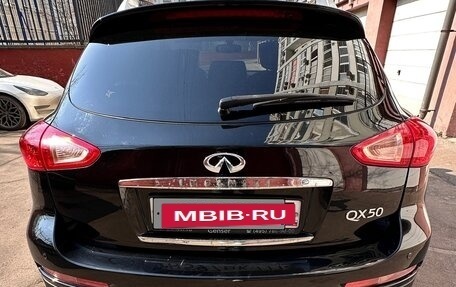 Infiniti QX50 I рестайлинг, 2013 год, 1 770 000 рублей, 9 фотография