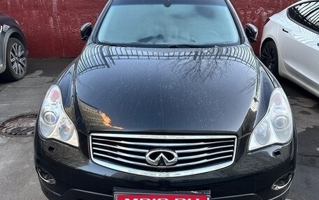 Infiniti QX50 I рестайлинг, 2013 год, 1 770 000 рублей, 16 фотография