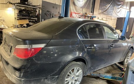 BMW 5 серия, 2006 год, 370 000 рублей, 8 фотография