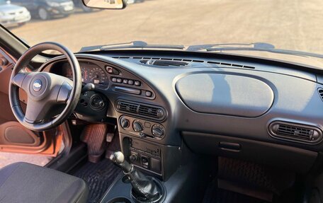 Chevrolet Niva I рестайлинг, 2013 год, 599 000 рублей, 11 фотография