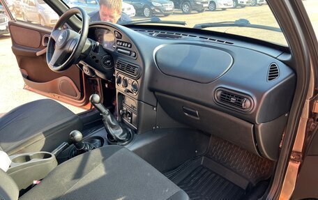 Chevrolet Niva I рестайлинг, 2013 год, 599 000 рублей, 12 фотография