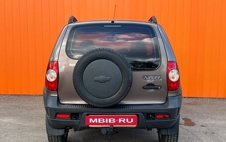 Chevrolet Niva I рестайлинг, 2013 год, 599 000 рублей, 4 фотография