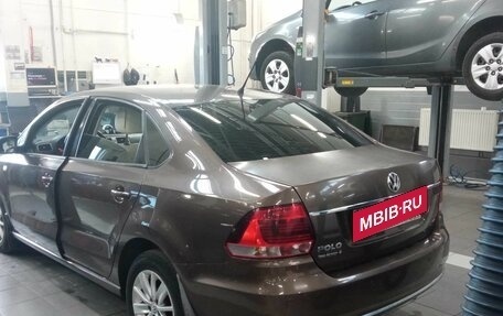 Volkswagen Polo VI (EU Market), 2015 год, 880 000 рублей, 4 фотография
