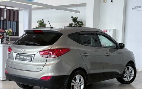 Hyundai ix35 I рестайлинг, 2010 год, 1 049 000 рублей, 2 фотография