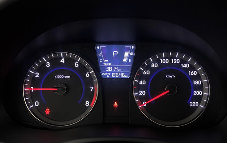 Hyundai Solaris II рестайлинг, 2011 год, 699 000 рублей, 14 фотография