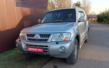 Mitsubishi Pajero III рестайлинг, 2006 год, 945 000 рублей, 1 фотография