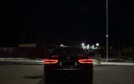 Toyota Camry, 2018 год, 3 100 000 рублей, 7 фотография