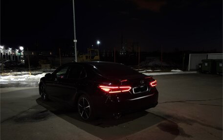 Toyota Camry, 2018 год, 3 100 000 рублей, 6 фотография