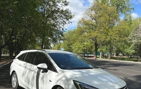 Opel Astra K, 2019 год, 2 000 000 рублей, 11 фотография