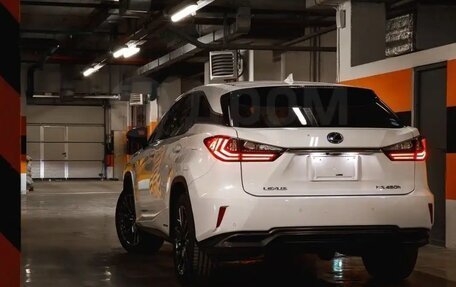 Lexus RX IV рестайлинг, 2018 год, 5 950 000 рублей, 7 фотография