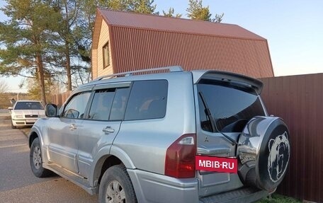 Mitsubishi Pajero III рестайлинг, 2006 год, 945 000 рублей, 2 фотография