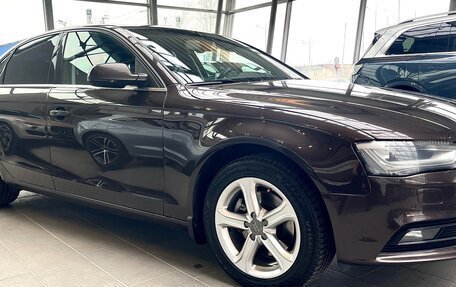 Audi A4, 2012 год, 1 300 000 рублей, 5 фотография