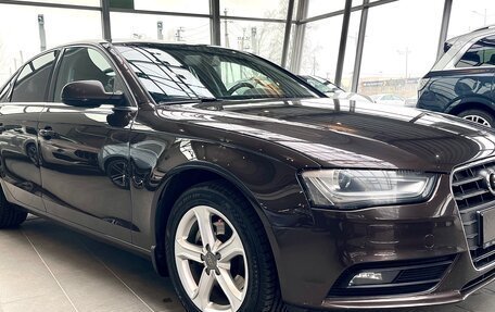 Audi A4, 2012 год, 1 300 000 рублей, 4 фотография