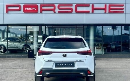 Lexus UX I, 2019 год, 3 150 000 рублей, 6 фотография