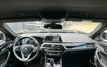 BMW 5 серия, 2018 год, 3 250 000 рублей, 18 фотография