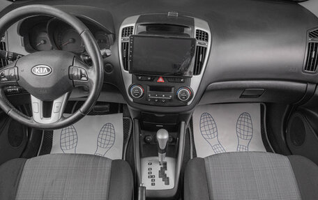 KIA cee'd I рестайлинг, 2011 год, 849 000 рублей, 7 фотография