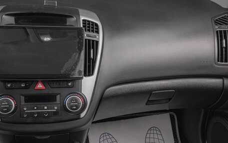 KIA cee'd I рестайлинг, 2011 год, 849 000 рублей, 14 фотография