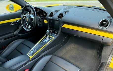 Porsche Cayman, 2018 год, 6 890 000 рублей, 11 фотография