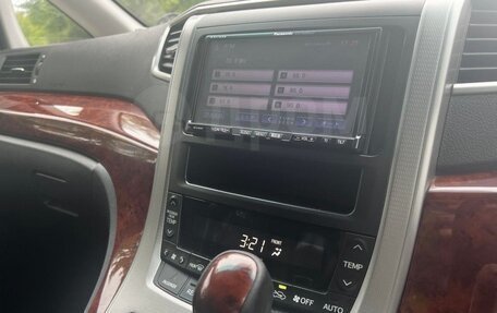Toyota Vellfire I, 2011 год, 2 000 000 рублей, 22 фотография