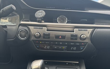 Lexus ES VII, 2016 год, 2 400 000 рублей, 2 фотография