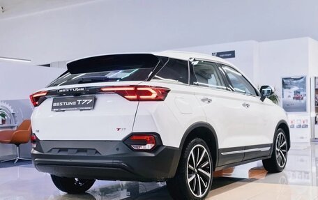 FAW Bestune T77, 2023 год, 2 100 000 рублей, 6 фотография