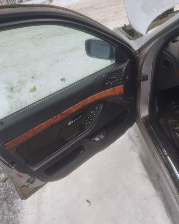 BMW 5 серия E39, 1997 год, 250 000 рублей, 18 фотография