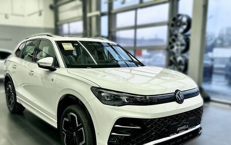 Volkswagen Tiguan, 2024 год, 4 817 000 рублей, 3 фотография
