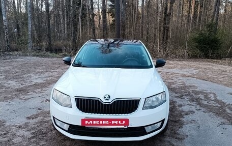 Skoda Octavia, 2017 год, 1 635 000 рублей, 2 фотография