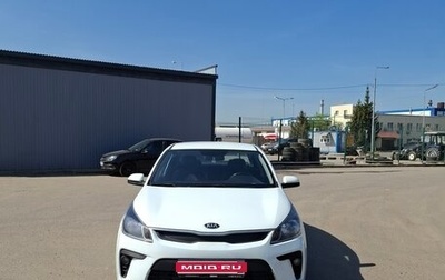 KIA Rio IV, 2018 год, 870 000 рублей, 1 фотография