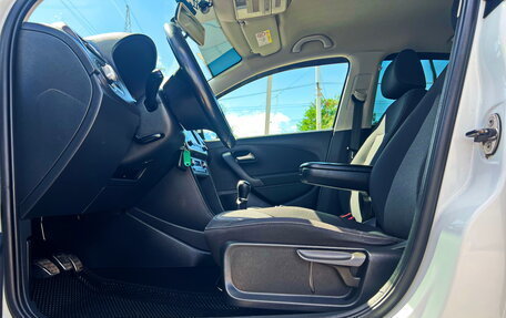 Volkswagen Polo VI (EU Market), 2017 год, 1 149 000 рублей, 24 фотография