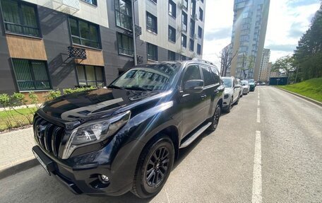 Toyota Land Cruiser Prado 150 рестайлинг 2, 2016 год, 4 299 999 рублей, 4 фотография