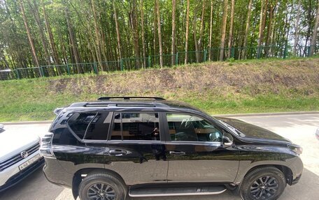 Toyota Land Cruiser Prado 150 рестайлинг 2, 2016 год, 4 299 999 рублей, 16 фотография