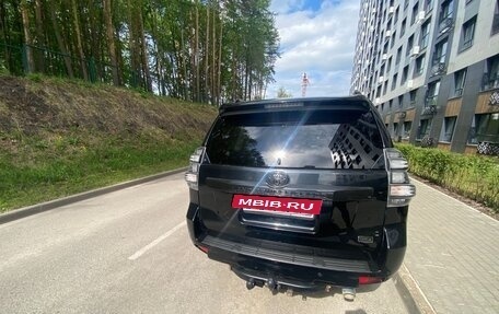 Toyota Land Cruiser Prado 150 рестайлинг 2, 2016 год, 4 299 999 рублей, 7 фотография