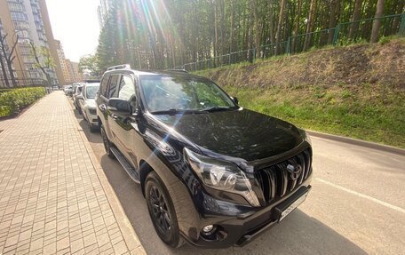Toyota Land Cruiser Prado 150 рестайлинг 2, 2016 год, 4 299 999 рублей, 26 фотография
