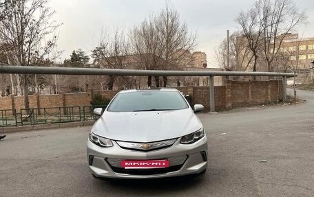 Chevrolet Volt II, 2017 год, 1 050 000 рублей, 14 фотография