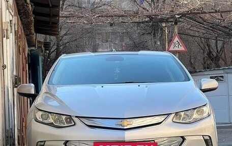 Chevrolet Volt II, 2017 год, 1 050 000 рублей, 21 фотография