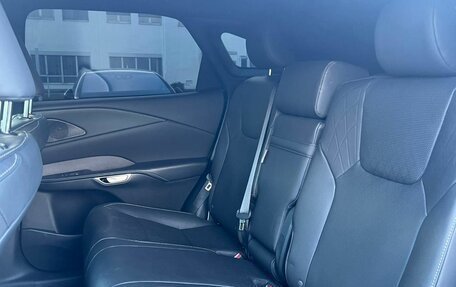 Lexus RX IV рестайлинг, 2023 год, 7 870 000 рублей, 18 фотография