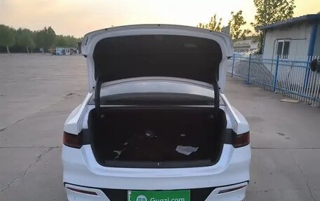 BYD Qin, 2021 год, 1 320 000 рублей, 9 фотография
