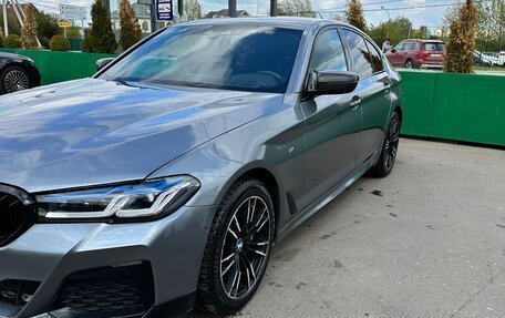BMW 5 серия, 2019 год, 4 200 000 рублей, 2 фотография