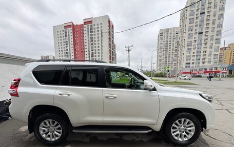 Toyota Land Cruiser Prado 150 рестайлинг 2, 2016 год, 4 890 000 рублей, 3 фотография