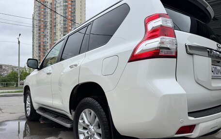Toyota Land Cruiser Prado 150 рестайлинг 2, 2016 год, 4 890 000 рублей, 6 фотография