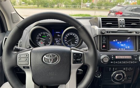 Toyota Land Cruiser Prado 150 рестайлинг 2, 2016 год, 4 890 000 рублей, 21 фотография